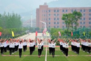 2019年成都五月花高級(jí)技工學(xué)校收費(fèi)標(biāo)準(zhǔn) 五月花學(xué)校食堂飯菜貴不貴