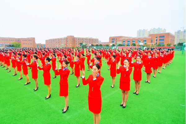 成都五月花高級技工學校航空專業(yè)學生風采