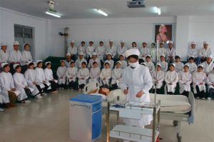 四川中專生報(bào)讀哪所職業(yè)技術(shù)學(xué)校的護(hù)理專業(yè)比較好_成都職業(yè)中專招生簡(jiǎn)章有哪些