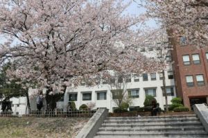 成都市高等職業(yè)技術(shù)學(xué)校哪個(gè)好_四川職業(yè)技術(shù)學(xué)校前景如何_有哪些優(yōu)勢(shì)專業(yè)