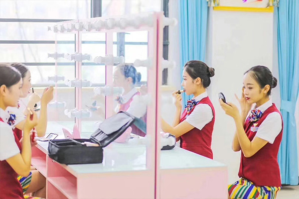 航空服務(wù)專業(yè)