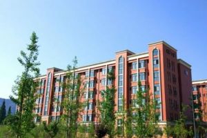 成都中專學(xué)校樂山醫(yī)藥科技學(xué)校2020年招生簡(jiǎn)章收費(fèi)標(biāo)準(zhǔn)