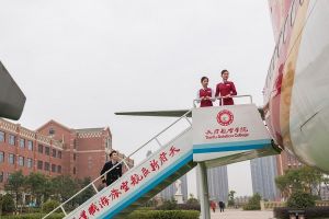 攝影師走進成都職業(yè)學校東星航空職業(yè)學校拍航空日歷