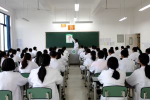 樂(lè)山醫(yī)藥科技學(xué)校浦江靠譜嗎