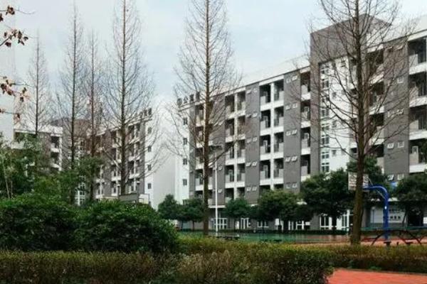 四川省輕工工程學校 四川省輕工工程學校
