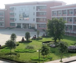 2022年成都幼師招生條件|助學(xué)政策