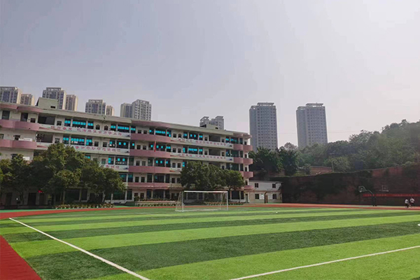 簡陽石橋中學(xué)