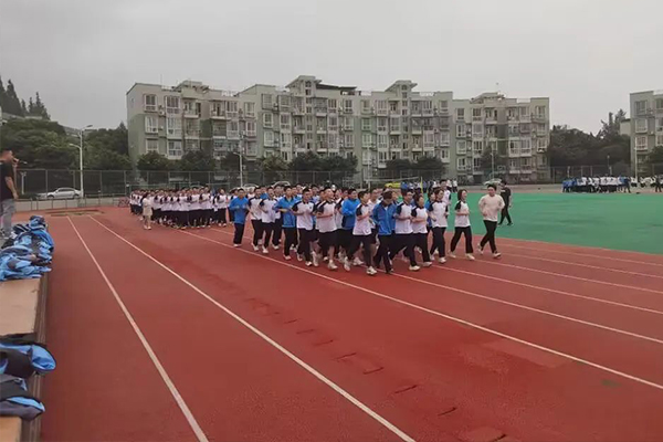 龍泉驛區(qū)師一中學(xué)校招生