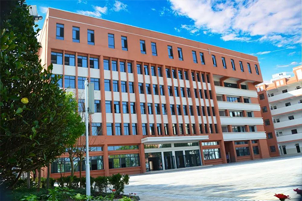 鹽亭職業(yè)技術(shù)學(xué)校招生