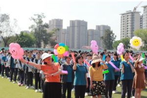 2024年成都市金牛區(qū)協(xié)同外語學(xué)校近期新聞學(xué)校地址在哪_校園面積大不大