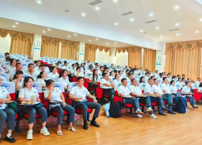 眉山育英學(xué)校 眉山育英學(xué)校