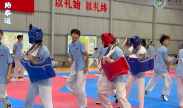 成都體育學(xué)院附屬體育運(yùn)動學(xué)校