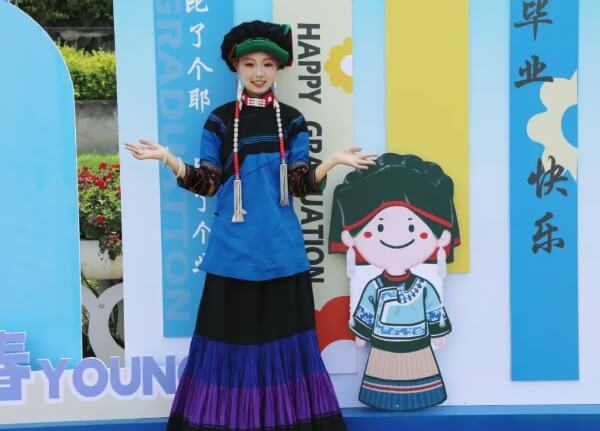 成都華商理工職業(yè)學(xué)校