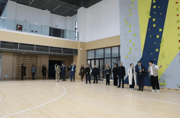 領(lǐng)川學(xué)校