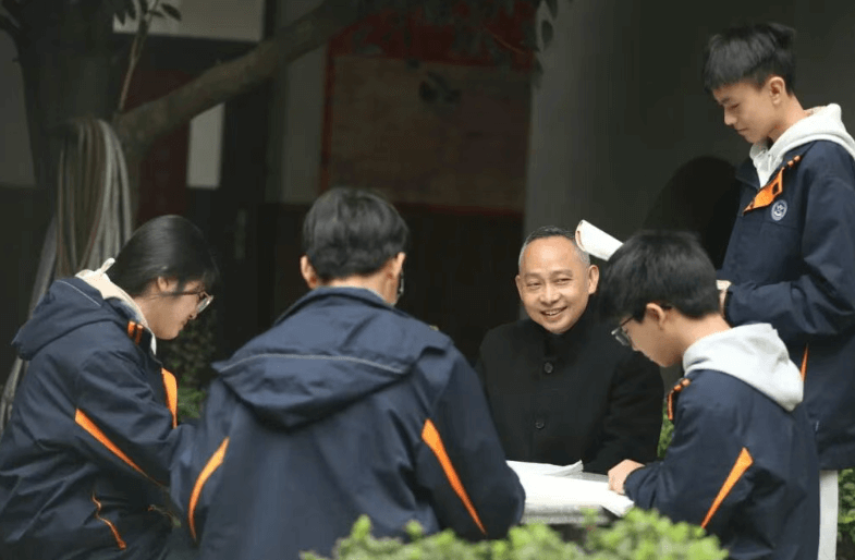 眉山育英實(shí)驗(yàn)學(xué)校