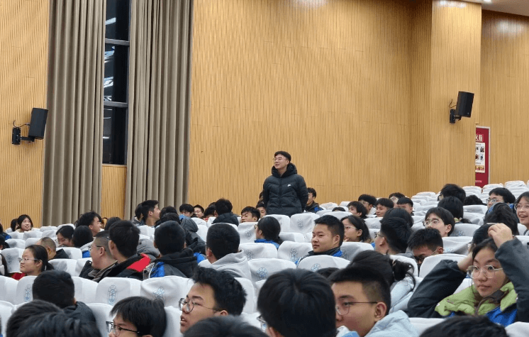 眉山市青神中學(xué) 眉山市青神中學(xué)